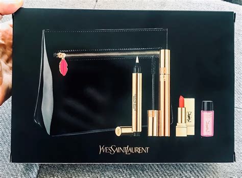 kit entr ysl 55x35|Yves Saint Laurent Makeup Gifts, Kits & Sets .